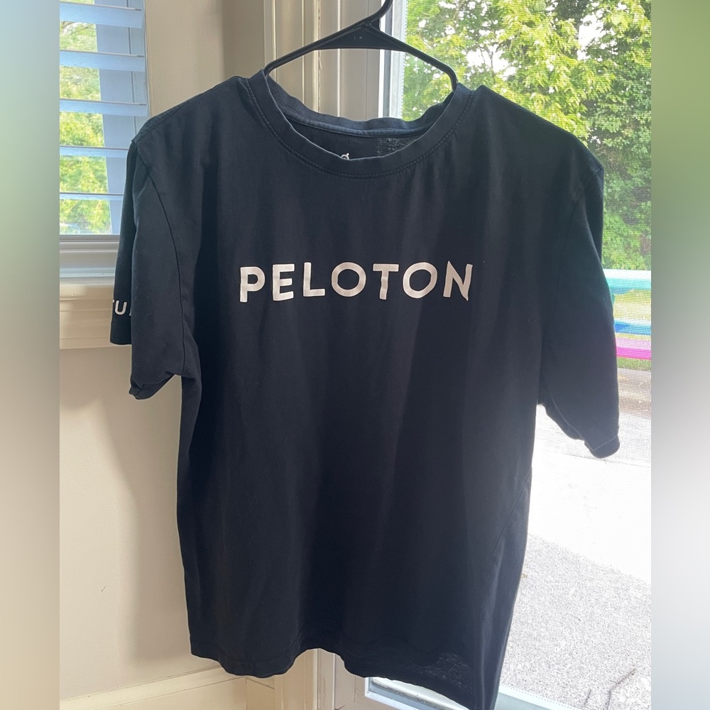 Peloton T Shirt size Large